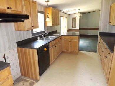 378 Cooperwood Rd, Crawfordville, FL 32327 - photo 2