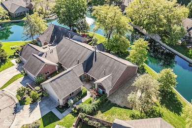 8545 Olde Mill Trace, Indianapolis, IN 46260 - photo 2