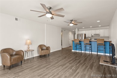 6570 Pelican Dr unit 307, Osage Beach, MO 65065 - photo 2