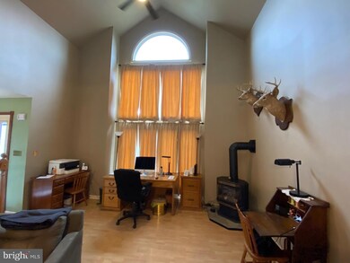 104 Jessica Ct, Leesport, PA 19533 - photo 4