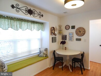 4199 Stockbridge Dr unit 9D, Dumfries, VA 22025 - photo 5