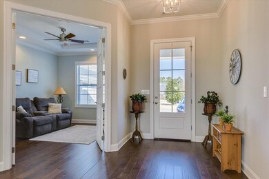 2 Foyer