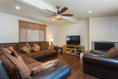 6361 N. Pomona-5905