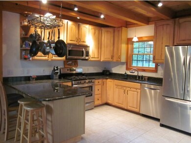 Entry/Dining