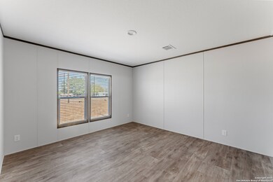 3037 Farm To Market Road 1333, Poteet, TX 78065 - photo 6