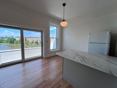 123 Water St unit 4W, Exeter, NH 03833 - photo 2