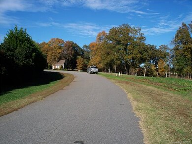 0 Clear Creek Cir unit 9 3450689, Lincolnton, NC 28092 - photo 7