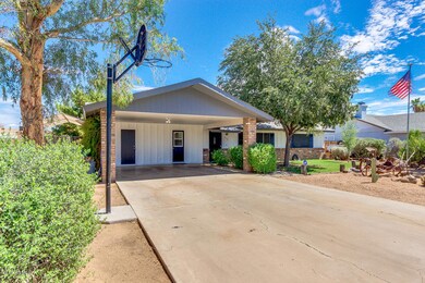 06 Carport