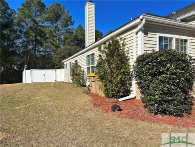 This home is situated on a pie shaped lot which cr