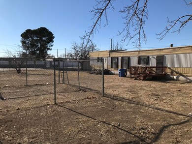 11493 Chisolm Trail Dr, Socorro, TX 79927 - photo 7