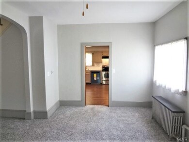 307 E Main St, Pen Argyl, PA 18072 - photo 7