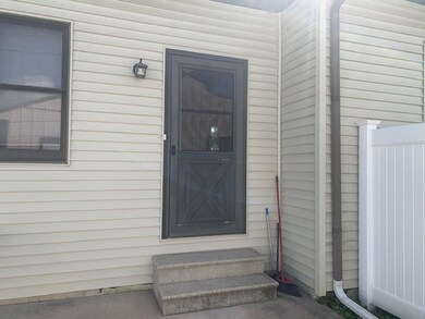 213 Dale Ave, Oglesby, IL 61348 - photo 2