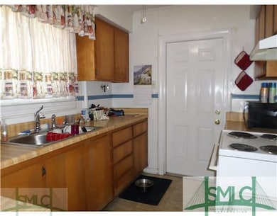 Kitchen. Galley kitchen