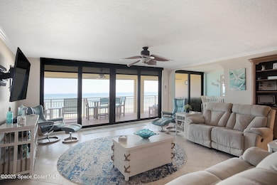 LR to Waterfront DR - 3 sets of sliders!