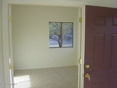 Entry/Living