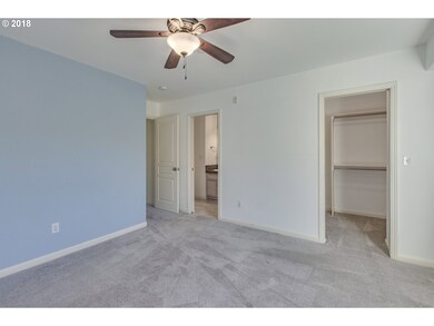 Bedroom, Primary
