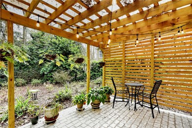 145 Dunbarton Dr, Saint Simons Island, GA 31522 - photo 4