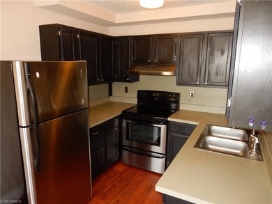 Kitchen- All appliances stay!