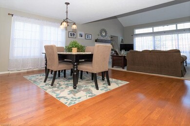 400 Blair Cir unit 15H, Aurora, OH 44202 - photo 5