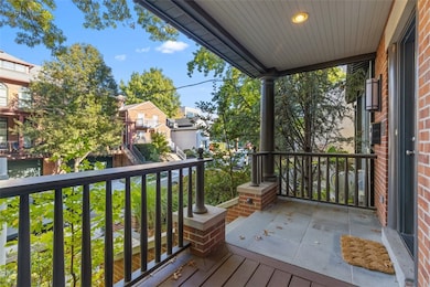 718 Filbert St, Pittsburgh, PA 15232 - photo 4