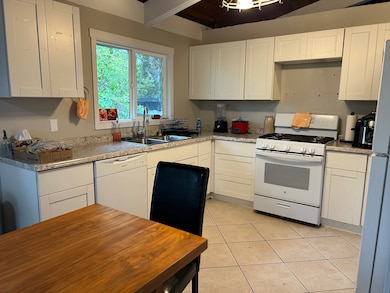 92-1473 Luau Dr, Captain Cook, HI 96704 - photo 5