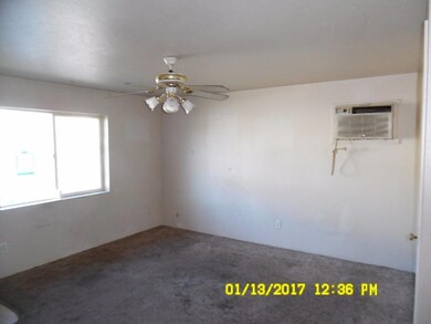 307 SE M St, Grants Pass, OR 97526 - photo 7