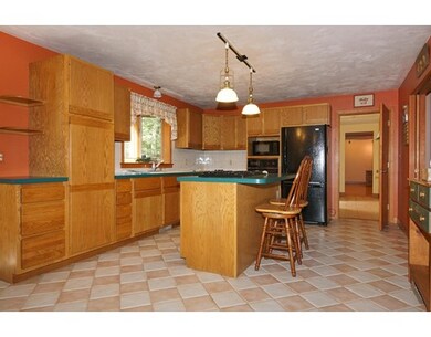 19 Riley Rd, Northborough, MA 01532 - photo 3