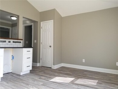 229 Miller St, North Tonawanda, NY 14120 - photo 5