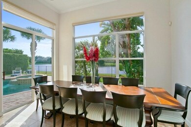 05 DiningRoom