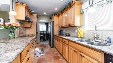 8707 E JACKRABBIT RD-16
