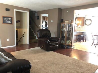 906 Fairmont Ave, North Tonawanda, NY 14120 - photo 6