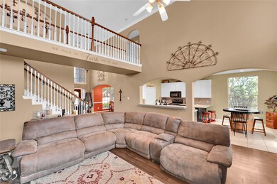 4702 Lakefront Terrace Ct, Pearland, TX 77584 - photo 7