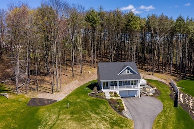 19 Breslin Farm Rd, Stratham, NH 03885 - photo 2