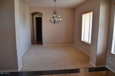 04 - Dining Room