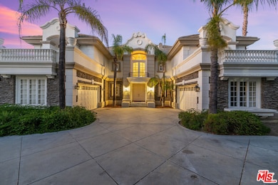 19016 Devonport Ln, Tarzana, CA 91356 - photo 3