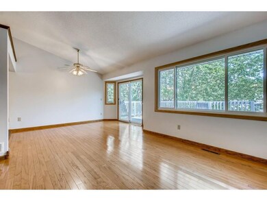 05 Living Room
