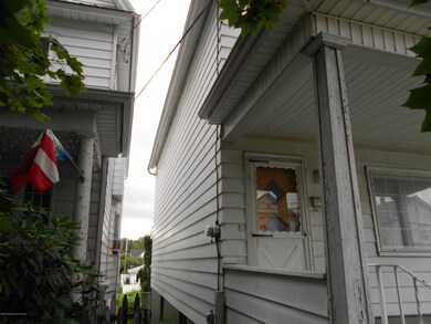 830 Beech St, Scranton, PA 18505 - photo 2