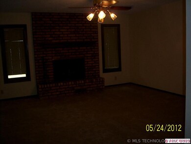 425 W Avenue E St, Jenks, OK 74037 - photo 2