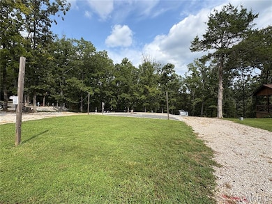 1003 Port Perry Dr, Perryville, MO 63775 - photo 2