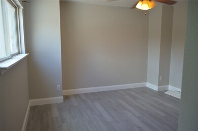 2ND ROOM-UPSTAIRS