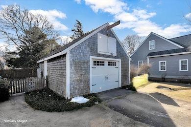 05-Y1A3722 - Garage