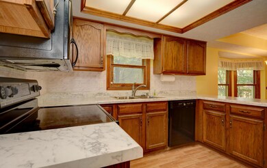 Kitchen (2)