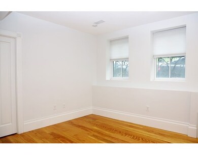93 Charter St unit 1, Boston, MA 02113 - photo 6