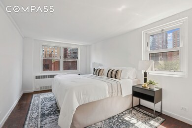 315 E 70th St unit 7D, New York, NY 10021 - photo 4