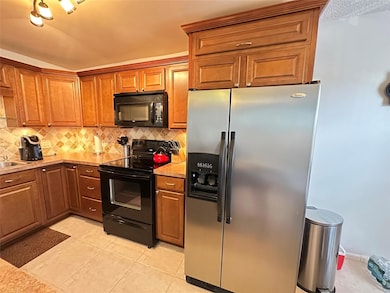 4006 Ellesmere A, Deerfield Beach, FL 33442 - photo 4