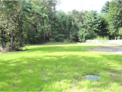 744 Wheelwright Rd, Barre, MA 01005 - photo 3