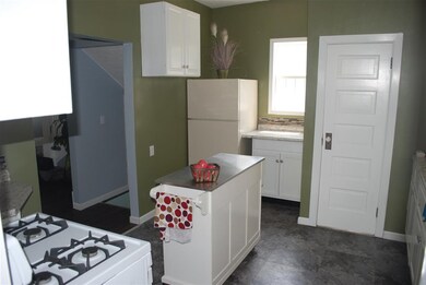 1607 Morehouse Ave, Elkhart, IN 46516 - photo 2