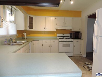 89 2nd St SW, Linton, IN 47441 - photo 6