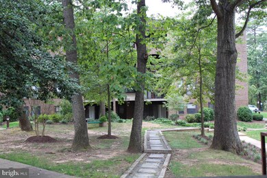 Chestnut Grove Condominiums unit 136, Reston, VA 20190 - photo 4