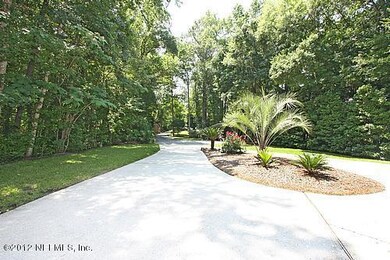 Long private driveway